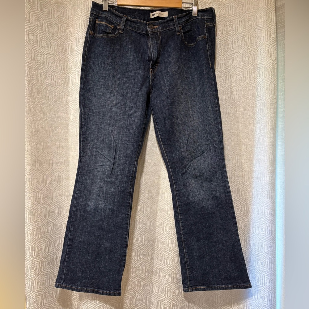 LEVI’S | 515 Straight Leg Jeans